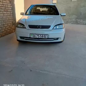 Opel Astra 1999