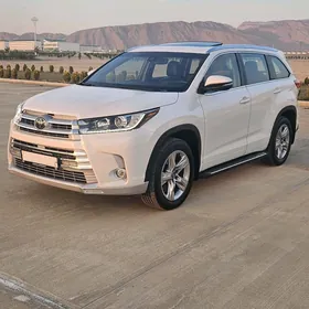 Toyota Highlander 2019