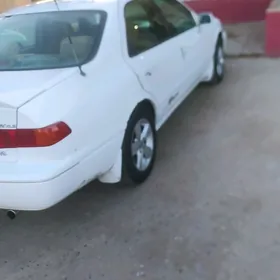 Toyota Camry 2000