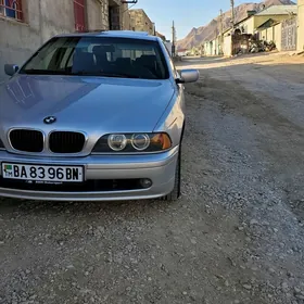 BMW 528 2001