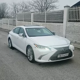 Lexus ES 350 2019