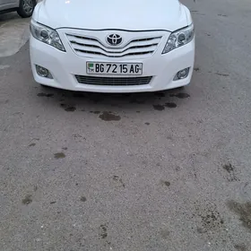 Toyota Camry 2010