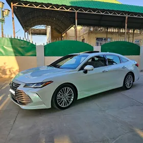 Toyota Avalon 2022