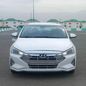 Hyundai Elantra 2020