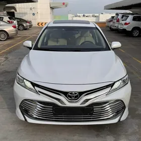 Toyota Camry 2020