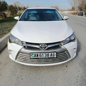 Toyota Camry 2016