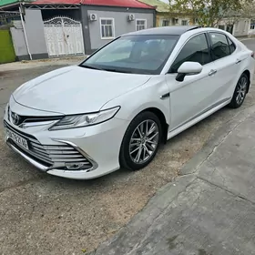 Toyota Camry 2022