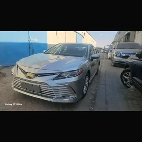 Toyota Camry 2022