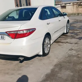 Toyota Camry 2016