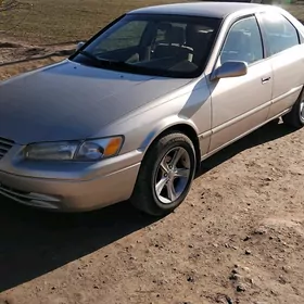 Toyota Camry 1999