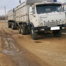 Kamaz 5320 1990