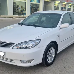 Toyota Camry 2004