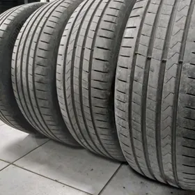 215 55 17 Hankook 22 ýyly