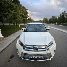 Toyota Highlander 2019