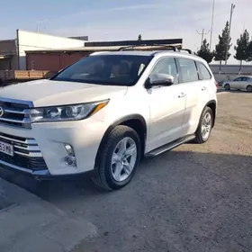 Toyota Highlander 2018