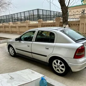 Opel Astra 2002