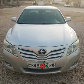 Toyota Camry 2010