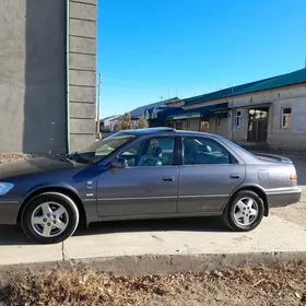 Toyota Camry 2000