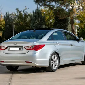 Hyundai Sonata 2012