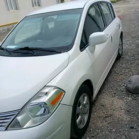 Nissan Versa 2010