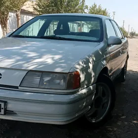 Ford Taurus 1992