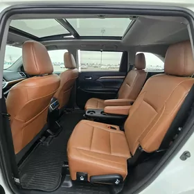 Toyota Highlander 2019