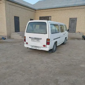 Toyota Hiace 1999