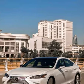 Lexus ES 350 2019