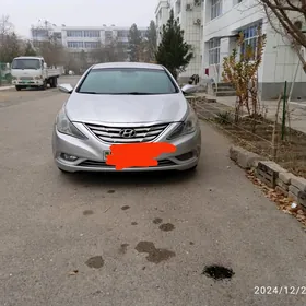 Hyundai Sonata 2012