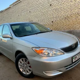 Toyota Camry 2004