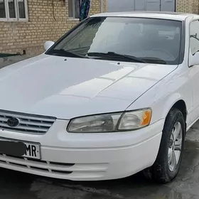 Toyota Camry 1999