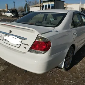 Toyota Camry 2004