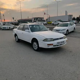 Toyota Camry 1992