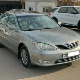 Toyota Camry 2005