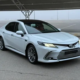 Toyota Camry 2023