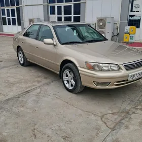 Toyota Camry 2000