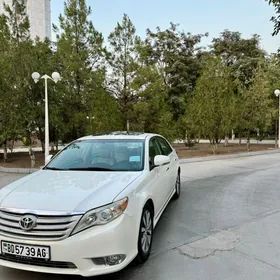 Toyota Avalon 2011