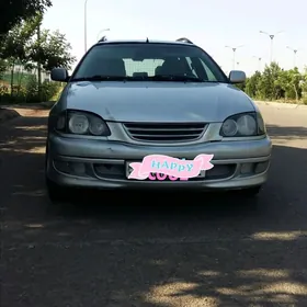 Toyota Avensis 1999