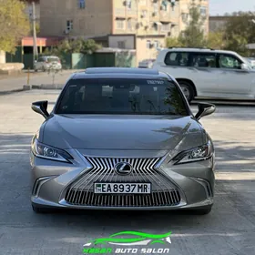 Lexus ES 350 2019