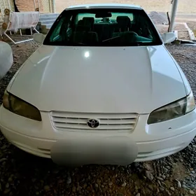 Toyota Camry 1999