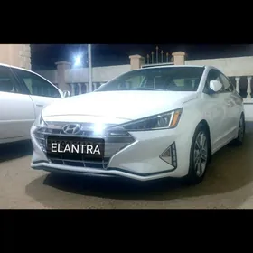 Hyundai Elantra 2020