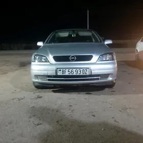 Opel Astra 2000