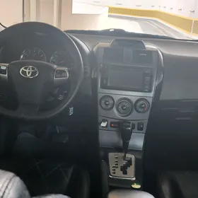 Toyota Corolla 2012