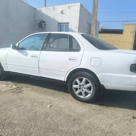 Toyota Camry 1993