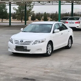 Toyota Camry 2010