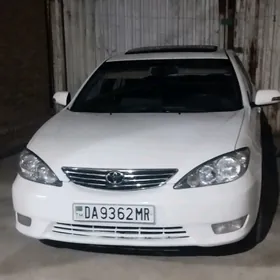 Toyota Camry 2005