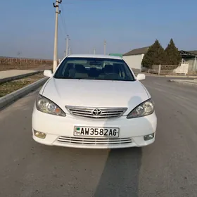 Toyota Camry 2005