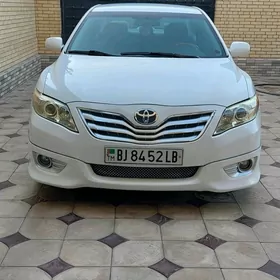 Toyota Camry 2011