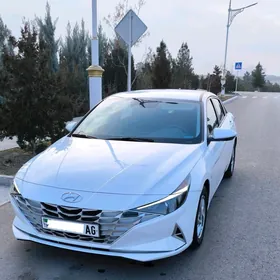 Hyundai Elantra 2021