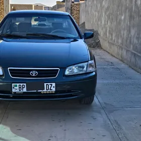 Toyota Camry 2001